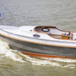 Zijkant Knobbe Classic 28 